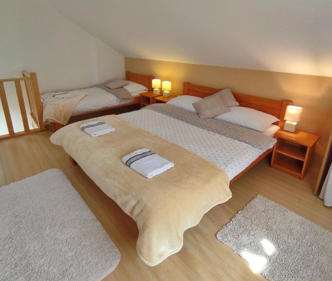 Apartments Sanja Rakovica Buitenkant foto